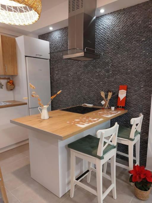 Cozzzy. Exclusive Apartment. Thessaloníki Luaran gambar